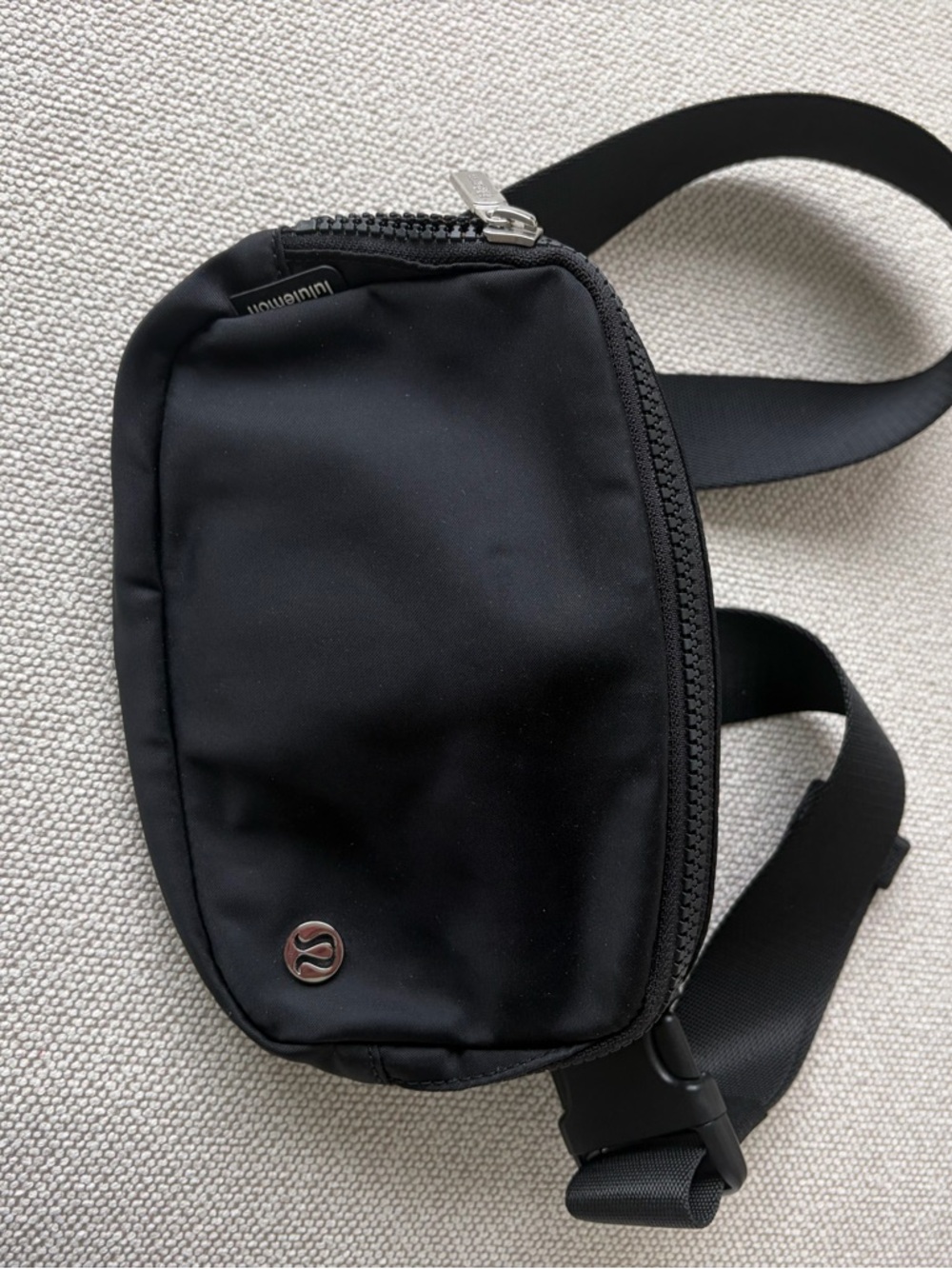 lululemon athletica Black Minimal Belt Bag